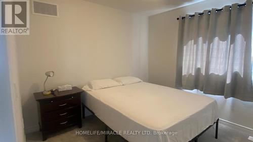 143 Devonleigh Gate, Grey Highlands, ON - Indoor Photo Showing Bedroom