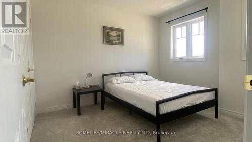 143 Devonleigh Gate, Grey Highlands, ON - Indoor Photo Showing Bedroom