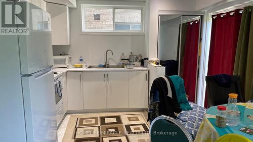 143 Devonleigh Gate, Grey Highlands, ON - Indoor Photo Showing Kitchen
