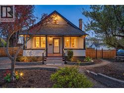 815 Lawrence Avenue Kelowna, BC V1Y 6M1