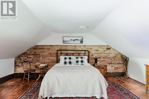 4242 Cedar Valley Road, Clarington, ON - Indoor Photo Showing Bedroom