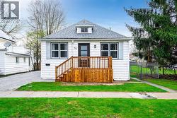 38 Fox STREET Leamington, ON N8H 3J4