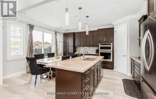 21 Arkwright Drive, Brampton, ON - Indoor Photo Showing Kitchen With Double Sink With Upgraded Kitchen