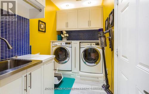 21 Arkwright Drive, Brampton, ON - Indoor Photo Showing Laundry Room