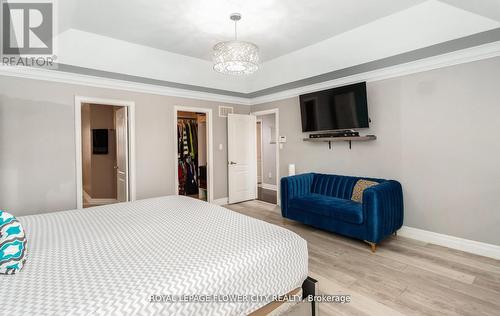 21 Arkwright Drive, Brampton, ON - Indoor Photo Showing Bedroom