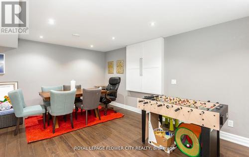 21 Arkwright Drive, Brampton, ON - Indoor