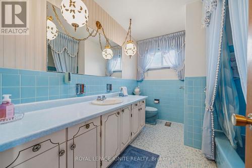 3746 Teeswater Road, Mississauga, ON - Indoor Photo Showing Bathroom