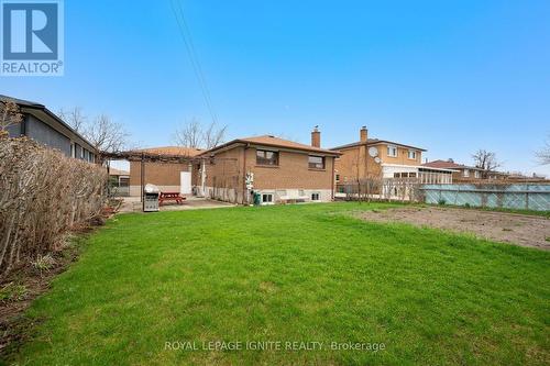 3746 Teeswater Road, Mississauga, ON - Outdoor