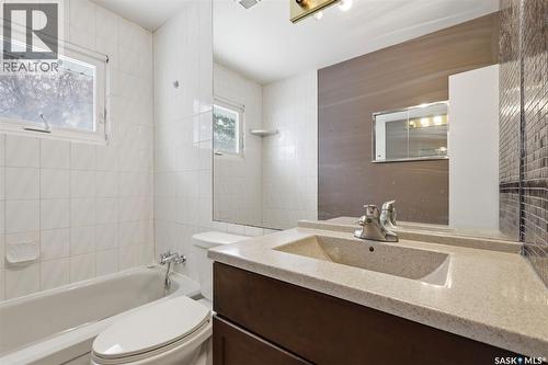 2610 Cascade Street, Saskatoon, SK - Indoor Photo Showing Bathroom