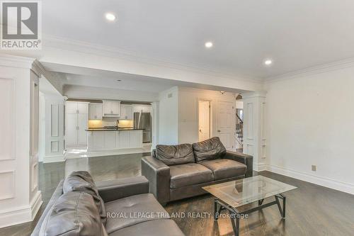 97 Timber Drive, London South (South B), ON - Indoor Photo Showing Living Room