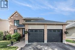 653 THICKET WAY  Ottawa, ON K4A 3A7