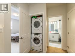 Suite Laundry - 