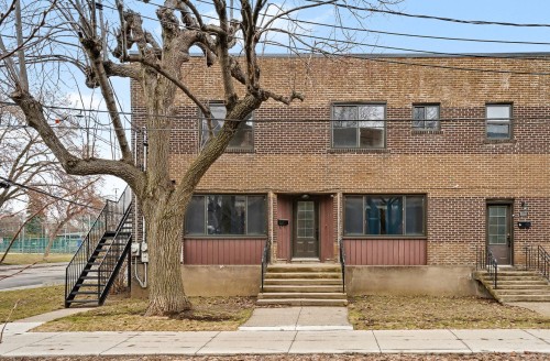 Front of Structure - 1392 Rue Decelles, Montréal (Saint-Laurent), QC - Outdoor