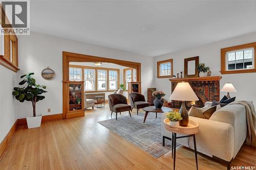 3129 Rae Street, Regina, SK - Indoor Photo Showing Living Room