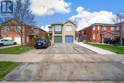 81 ROADMASTER LANE  Brampton, ON L7A 3A8