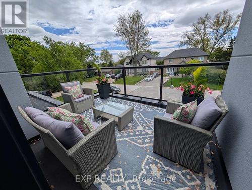 169 Euston Road, Burlington, ON - Outdoor With Balcony