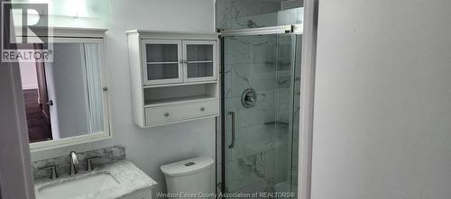 150 Park Unit# 2412, Windsor, ON - Indoor Photo Showing Bathroom