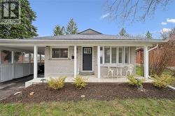 14 LINTON Place  Kitchener, ON N2B 2J9