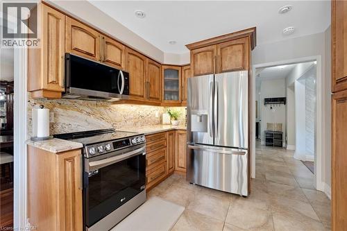 477 Burnett Avenue, Cambridge, ON - Indoor Photo Showing Kitchen With Stainless Steel Kitchen
