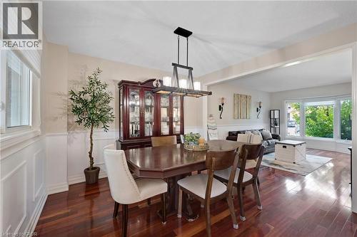477 Burnett Avenue, Cambridge, ON - Indoor Photo Showing Dining Room