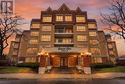 402 - 16 RAGLAN STREET Collingwood, ON L9Y 4Y2