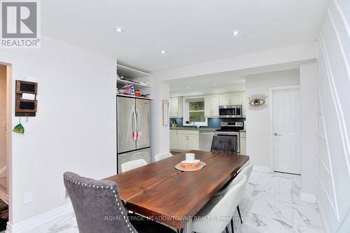 825 North Service Road, Mississauga, ON - Indoor Photo Showing Dining Room