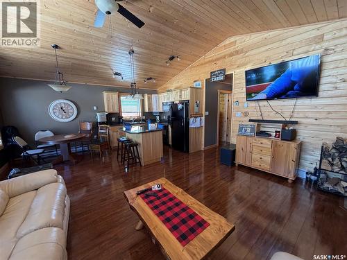 106 Sullivan Place, Chitek Lake, SK - Indoor Photo Showing Living Room