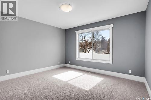502 4Th Street E, Saskatoon, SK - Indoor Photo Showing Other Room