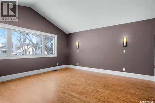 502 4Th Street E, Saskatoon, SK - Indoor Photo Showing Other Room
