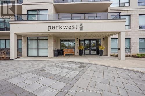 401 - 1200 COMMISSIONERS ROAD W  London South (South B), ON N6K 1C7