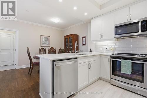 401 - 1200 Commissioners Road W, London South (South B), ON - Indoor Photo Showing Kitchen With Stainless Steel Kitchen With Upgraded Kitchen