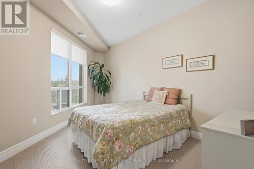 401 - 1200 Commissioners Road W, London South (South B), ON - Indoor Photo Showing Bedroom