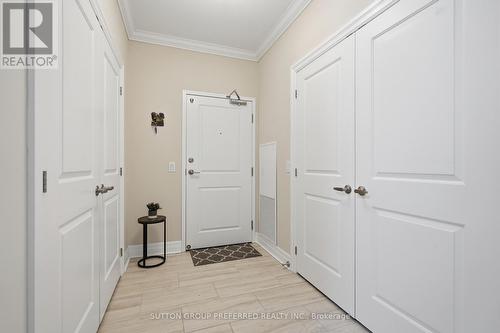 401 - 1200 Commissioners Road W, London South (South B), ON - Indoor Photo Showing Other Room