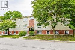 119 CEDAR Street S Unit# 8 Kitchener, ON N2G 3L6