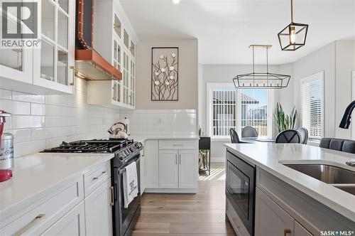 703 Underhill Lane, Saskatoon, SK - Indoor Photo Showing Kitchen With Upgraded Kitchen
