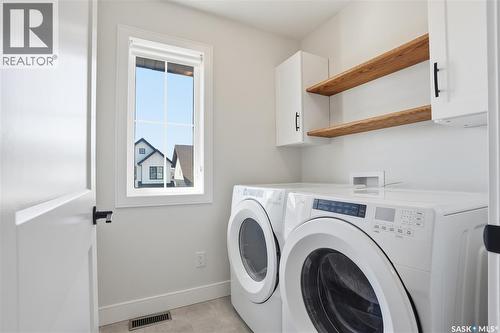 703 Underhill Lane, Saskatoon, SK - Indoor Photo Showing Laundry Room