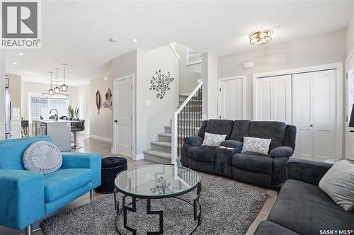 703 Underhill Lane, Saskatoon, SK - Indoor Photo Showing Living Room