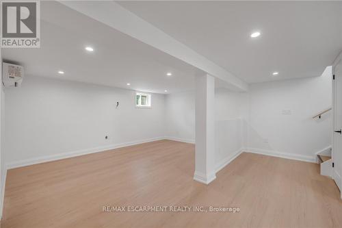 Wide open Living Dining room space - 1339 Augustine Drive, Burlington, ON - Indoor Photo Showing Other Room