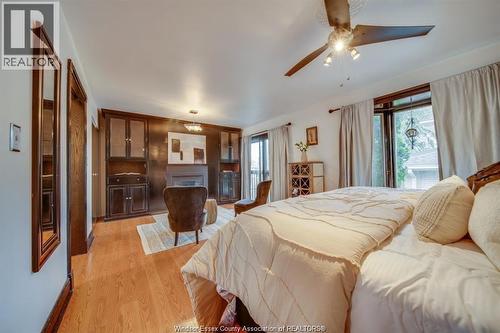 145 Centennial Drive, Tecumseh, ON - Indoor Photo Showing Bedroom