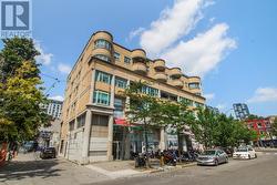 304 - 8 OXFORD STREET Toronto, ON M5T 1N9