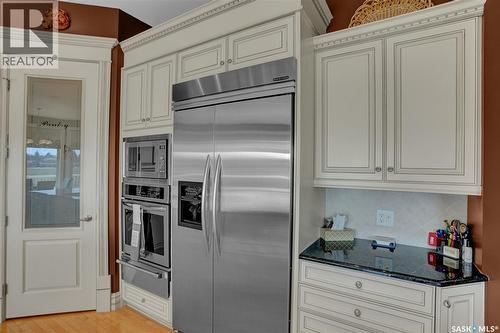 1453 Normandy Drive, Moose Jaw, SK - Indoor Photo Showing Kitchen