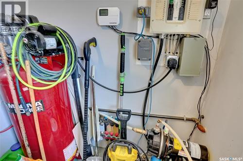 1453 Normandy Drive, Moose Jaw, SK - Indoor Photo Showing Other Room