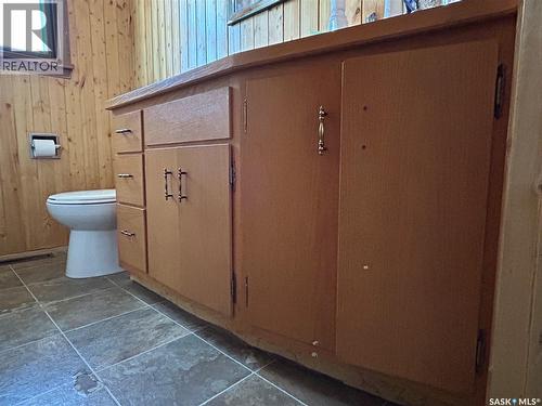321 3Rd Street, Frobisher, SK - Indoor Photo Showing Bathroom