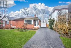 62 LARWOOD BOULEVARD Toronto, ON M1M 2M5