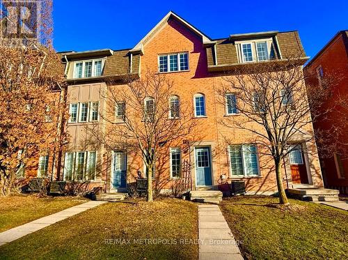 32 - 1100 BEGLEY STREET  Pickering, ON L1W 4B3