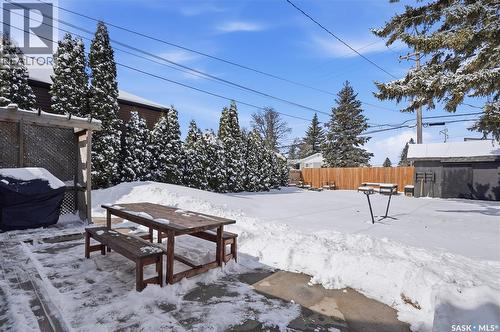 210 Cruise Street, Saskatoon, SK - Outdoor