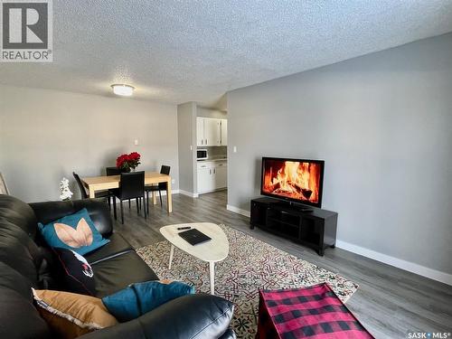81 Dunfield Crescent, Meadow Lake, SK - Indoor Photo Showing Living Room