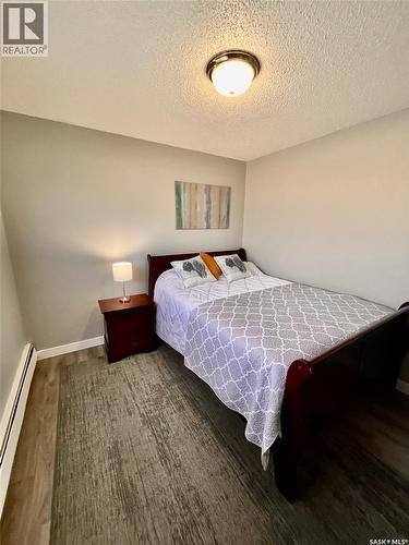 81 Dunfield Crescent, Meadow Lake, SK - Indoor Photo Showing Bedroom