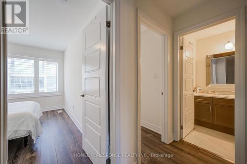 31 - 3023 Creekshore Common, Oakville, ON - Indoor Photo Showing Bathroom