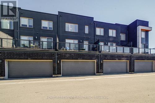 31 - 3023 Creekshore Common, Oakville, ON - Outdoor With Balcony